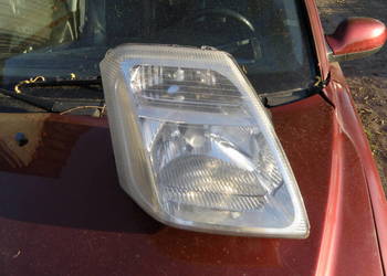 Lampa przednia prawa Citroen C2