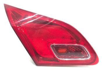 LAMPA TYŁ LEWA WEWNĘTRZNA OPEL ASTRA J Hatchback 09-15 ŚWIATŁO