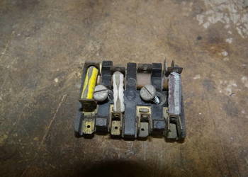 kostka bezpieczników MZ ETZ  org DDR