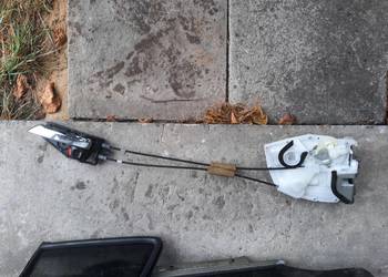 Zamek Suzuki Swift MK72014 tył lewy