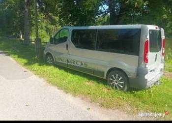 Zamiana Ładny Opel Vivaro Long6osób Black edition (stuka panewka) Jeździ