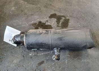 TŁOK NEW HOLLAND T6.175 SIŁOWNIK TYŁ