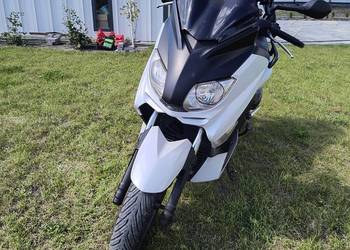 YAMAHA YP125R X-MAX