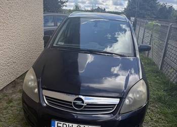 Opel Zafira 1,8 rok 2008 Doinwestowany