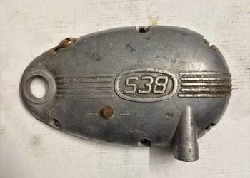 Żak Ryś pokrywa oleju