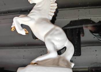 Biały koń porcelana figurka 21cm figurka ozdobna z porcelany