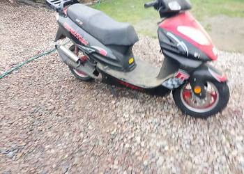 Ładny skuter
