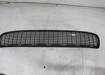 FIAT CROMA 2 KRATKA ZDERZAKA ŚRODEK 735373421