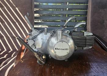Benelli silnik 50 bobo motorella i inne.