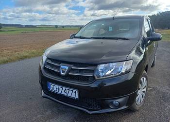 Sprzedam Dacia Sandero 1.5 dci dwa komplety opon