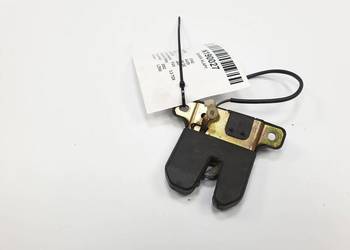 ZAMEK KLAPY AUDI A8 D2 A5827505H