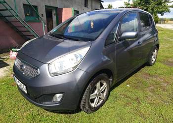 Kia Venga 1.6 benzyna bardzo bogate wyposażenie mały przebieg