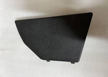 Zaślepka tapicerki bagażnika prawa strona 85742-D3010 Hyundai Tucson 3