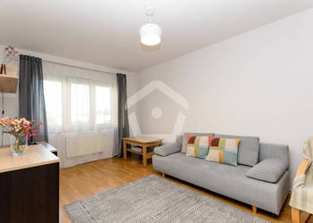 Mieszkanie 2 pokojowe z oddzielną kuchnią-1 piętro