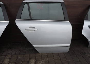 DRZWI PRAWE TYLNE OPEL ASTRA 3 H KOMBI Z157 DRZWI PRAWE TYLNE OPEL ASTRA 3 H KOMBI Z157
