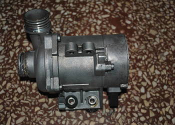 Elektryczna pompa cieczy BMW E90 E91 E92 E93 E60 E61 E63 E64