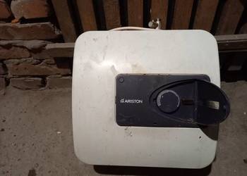 Bojler elektryczny do podgrzewania wody