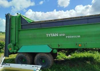 Likwidacja gospodarstwa. Rozrzutnik Unia Tytan Premium 8 tandem, 2017 rok