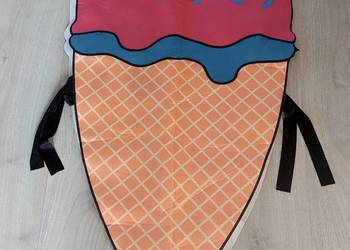 Strój w kształcie rożka z lodem Funidelia unisex 7-12
lat stan  b.dobry