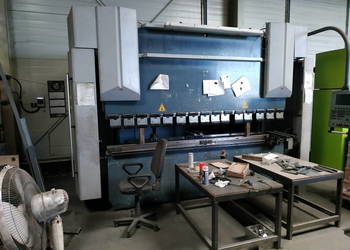 Syndyk sprzeda Prasa krawędziowa hydrauliczna CNC Durmazlar AD-S 30100