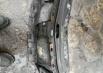 Mocowanie grila, wzmocnienie, Renault Latitude