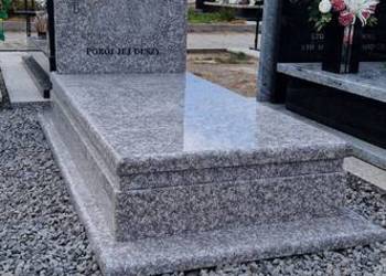 Nagrobek pojedynczy,brąz królewski SOBÓTKA KAM-BRUX  nr.1806