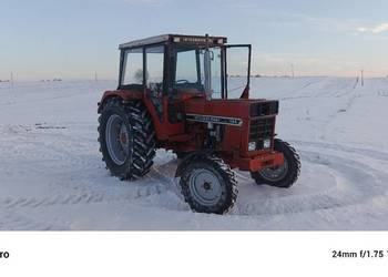 Ciągnik rolniczy International case 744