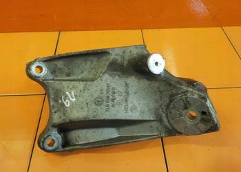 AUDI Q7 4.2 TDI V8 09r 326KM BTR lapa wspornik silnika 7L8199308B