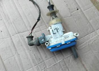 POMPKA ZAMKA CENTRALNEGO DRZWI LEWY PRZÓD AUDI 80 B4  KOMBI