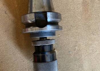 Oprawka BT40 uchwyt wiertarski bezkluczykowy 0-8 F/V