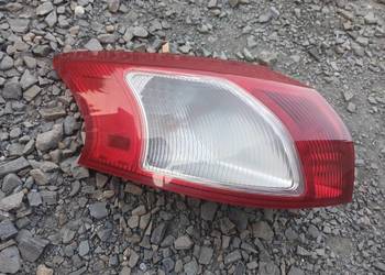 Lampa lewy tył Mitsubishi Lancer VIII 8 EU HB 220-87977