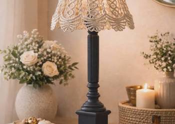 Lampa toczona z drewna