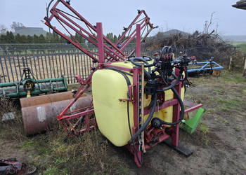 Opryskiwacz zawieszany HARDI LX 800 (800 L / 12 m)