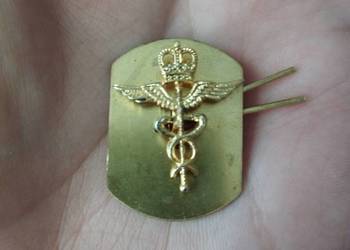 Sprzedam Odznakę Medyka Królewskich Sił Powietrznych