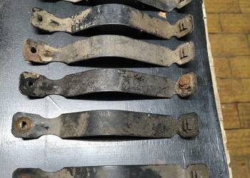 Mercedes 190 W201 wieszak mocowanie uchwyt osłony silnika osłona