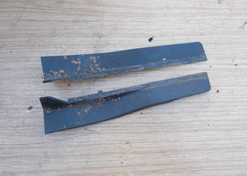 Corsa D 07r listwa szyby czołowej lewa prawa komplet