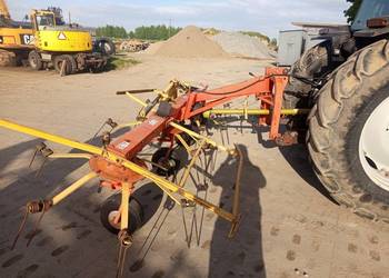 Przetrząsacz do siana Unifarm Class Krone rozkładany hydraulicznie