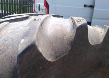 sprzedam opona do traktora 1 sztuka 600/65/r28 michelin mach