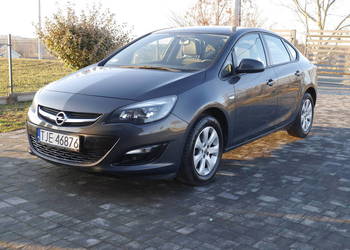 Opel astra 2016 1,6 16v benzyna , kupiony w polskim salonie , nowy rozrząd