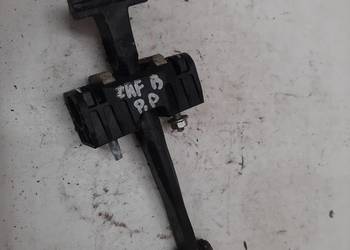 Opel Zafira B  Prawy Przedni ogranicznik drzwi