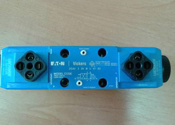 Elektrozawór Vickers DG4V 3 2A M U HL7 60 24V