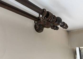 tanio sprzedam  2 sztuki drewniany karnisz podwójny na żabki 240 cm dł