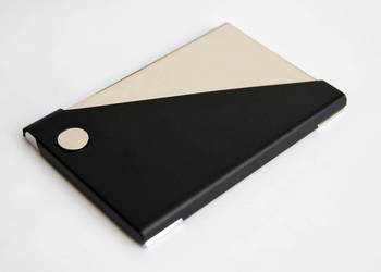 Wizytownik, etui na wizytówki, stal, geometryczny design