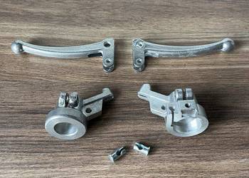 NOWY POLSKI KOMPLET DŹWIGNIA KORPUS KIEROWNICY MOTORYNKA KOMAR ROMET