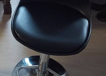 Hoker, krzesło barowe, regulowaną wysokość.