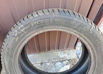 Opony zimowe Hankook.