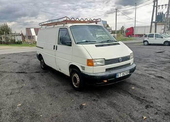 Volkswagen Transporter Volkswagen Transporter T4 2.5TDI 88KM VAT-1 01r