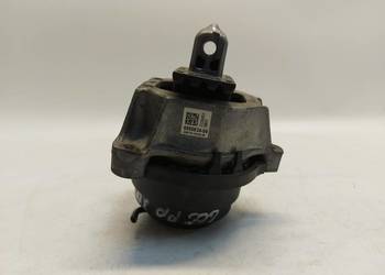 BMW G05 X5 3.0d 2019r  PODUSZKA SILNIKA 6890834