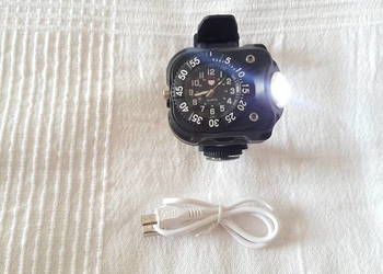ZEGAREK TAKTYCZNY Z LATARKĄ LED CREE XP-E WARSZTAT SURVIVAL