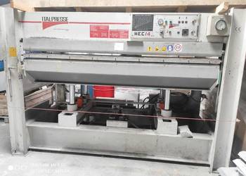 Prasa półkowa produkcji ITALPRESSE, model MEC4